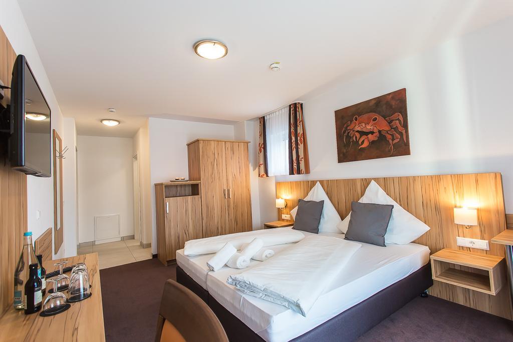 Schaefer Boardinghouse Aparthotel Gröbenzell Exteriör bild